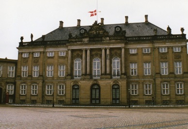 COPENHAGUE
Palais AMALIENBORG COPENHAGUE
Palais AMALIENBORG